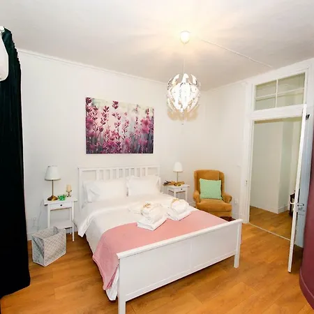 Old Fortress Luxury Appartement