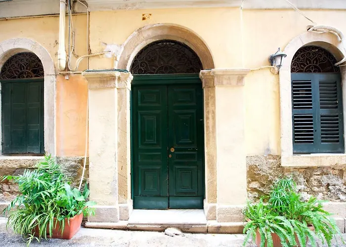 Old Fortress Luxury Appartement *