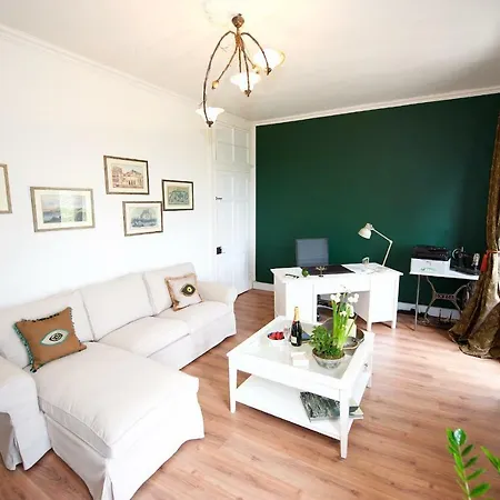 Old Fortress Luxury Apartmán